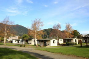  Parklands Marina Holiday Park  Пиктон